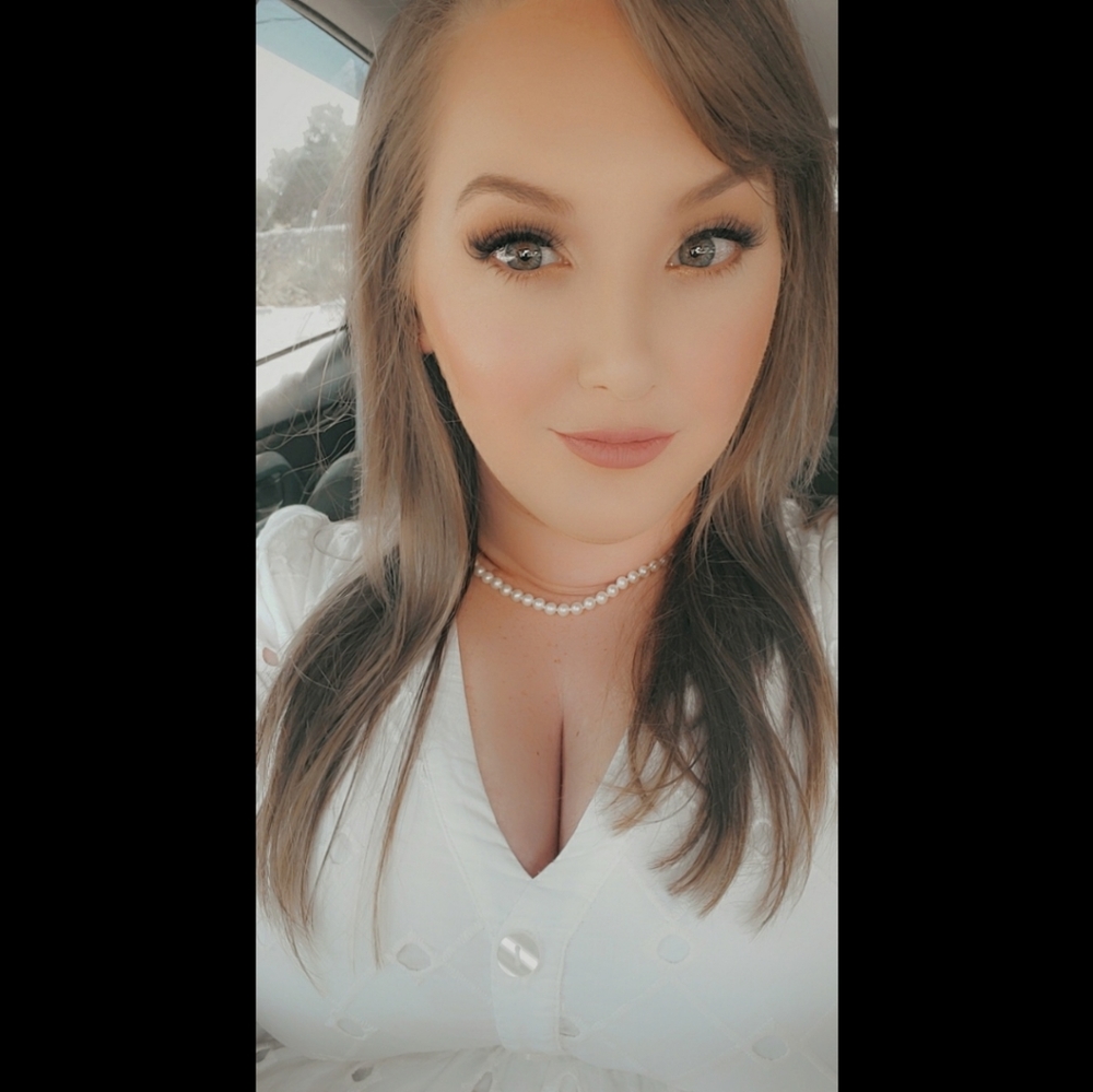 Meet your Posher, Rebecca